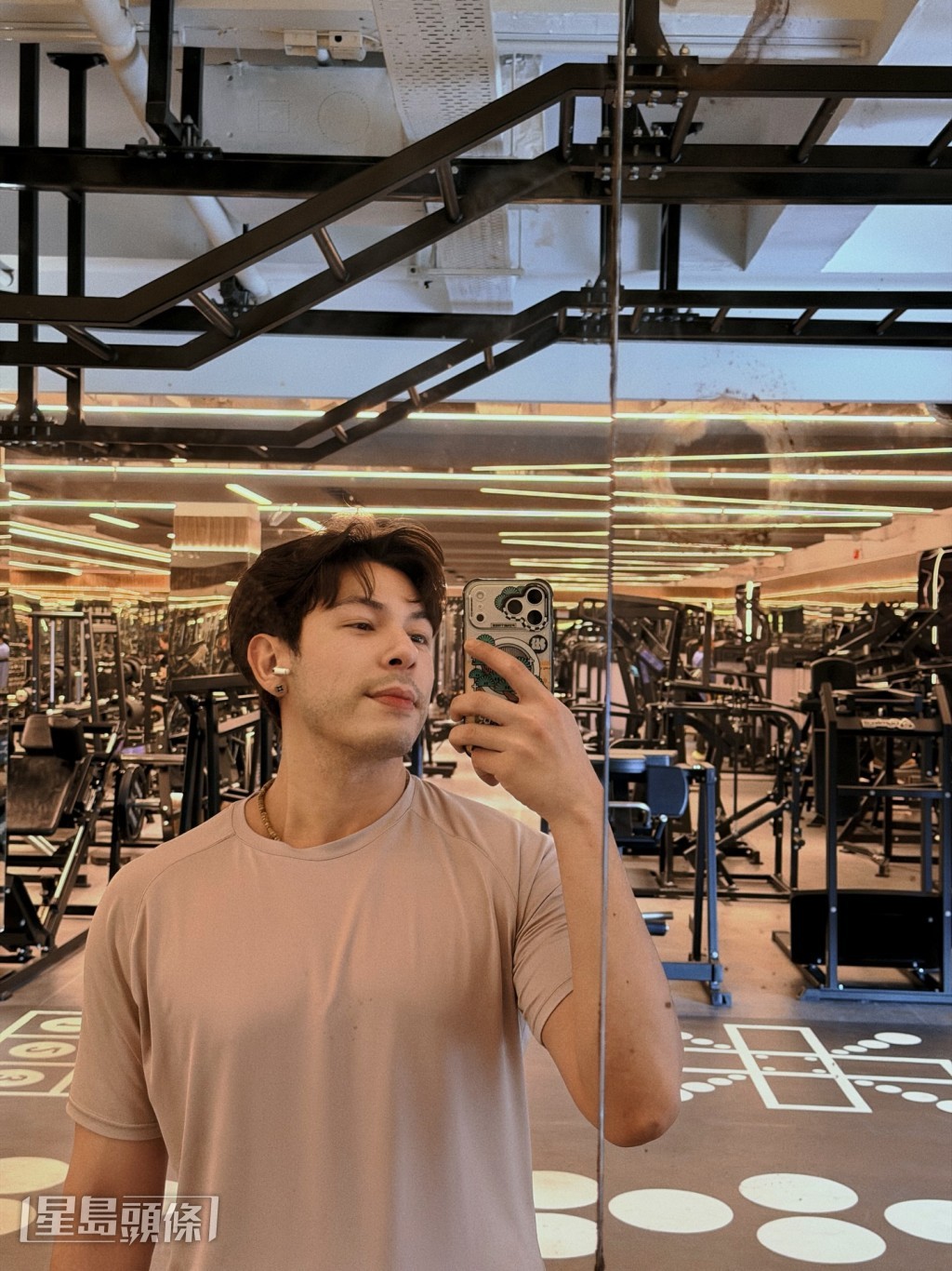 German努力keep fit，因他对自己的要求极高，务必要惊艳全场。