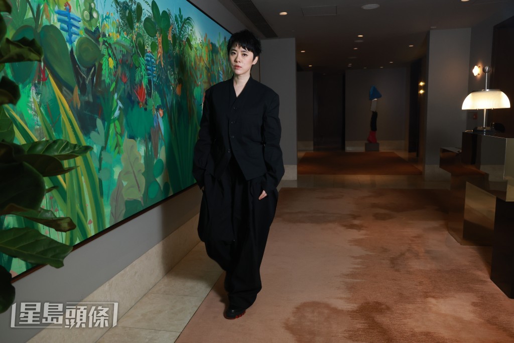 要将这些情绪修复，Yoyo靠的是音乐。