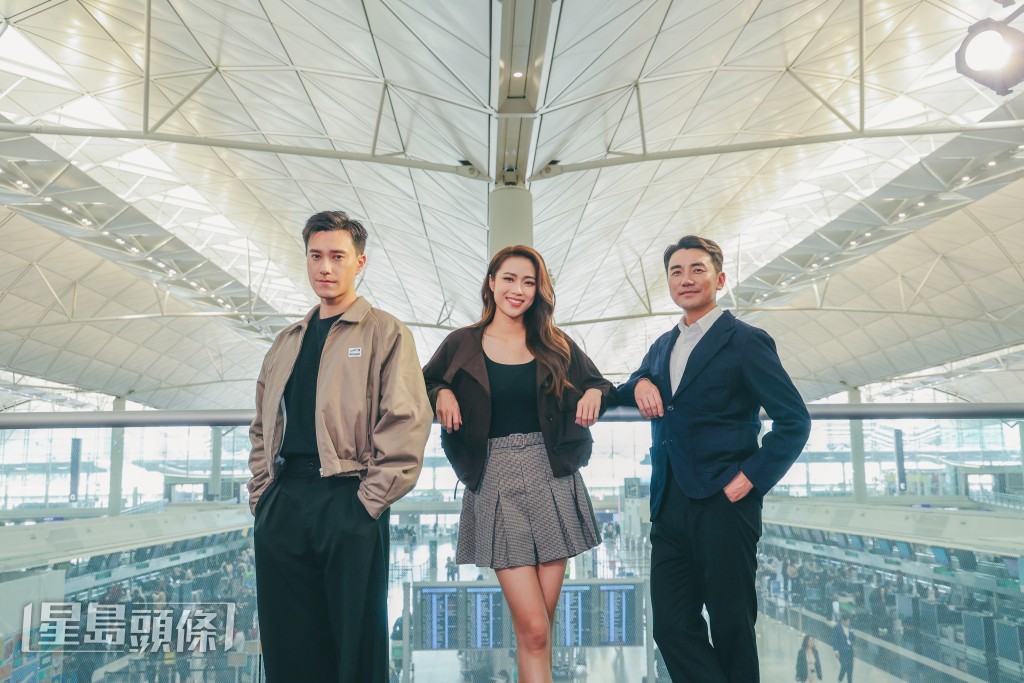 今次由旅遊達人洪永城率領朱敏瀚和劉穎鏇,深入探索多年來雄據世一寶座的香港空運業。 今次由旅遊達人洪永城率領朱敏瀚和劉穎鏇,深入探索多年來雄據世一寶座的香港空運業。