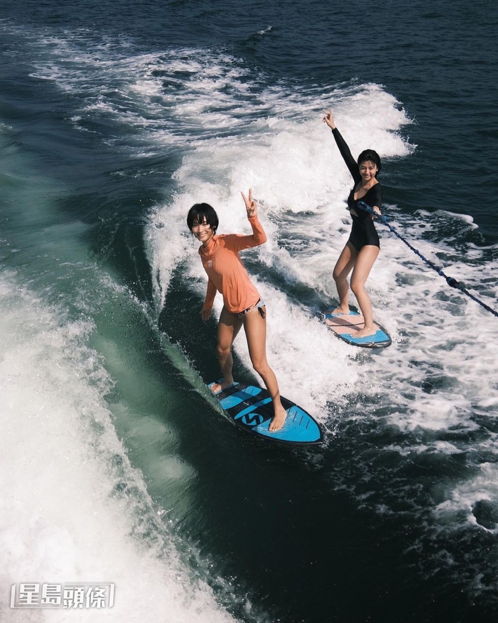 楊偲泳不時會相約好友談善言一起去玩wakesurf。
