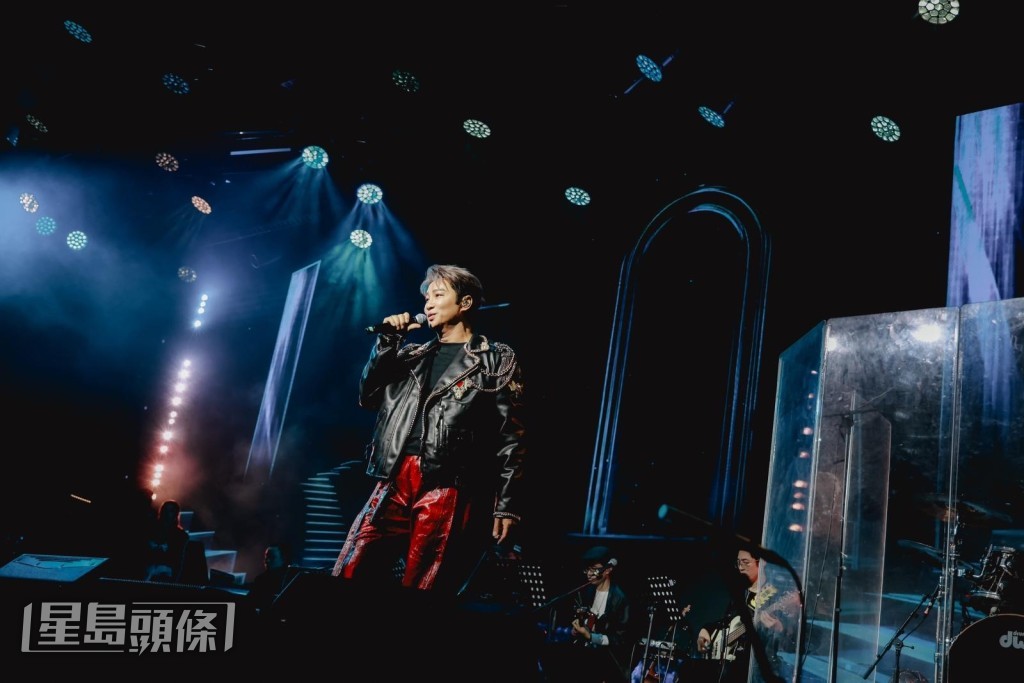 每一段旋律都喚醒大家熟悉的回憶。 每一段旋律都喚醒大家熟悉的回憶。