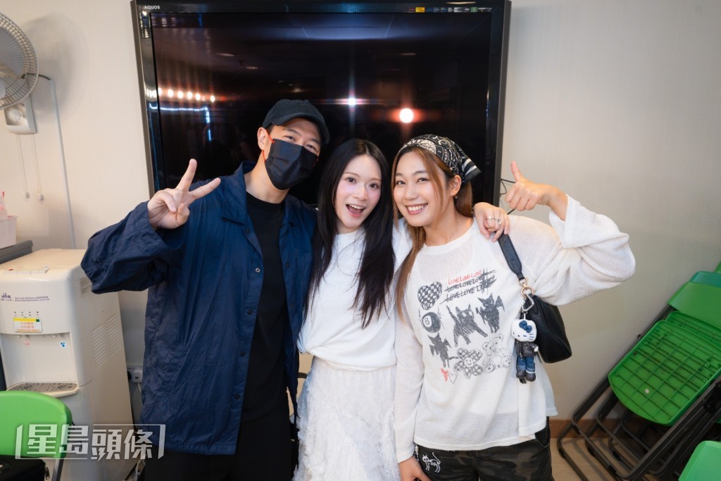 馮允謙和黃淑蔓亦有捧場。 馮允謙和黃淑蔓亦有捧場。