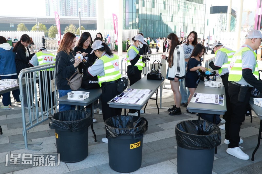 秩序良好。 秩序良好。