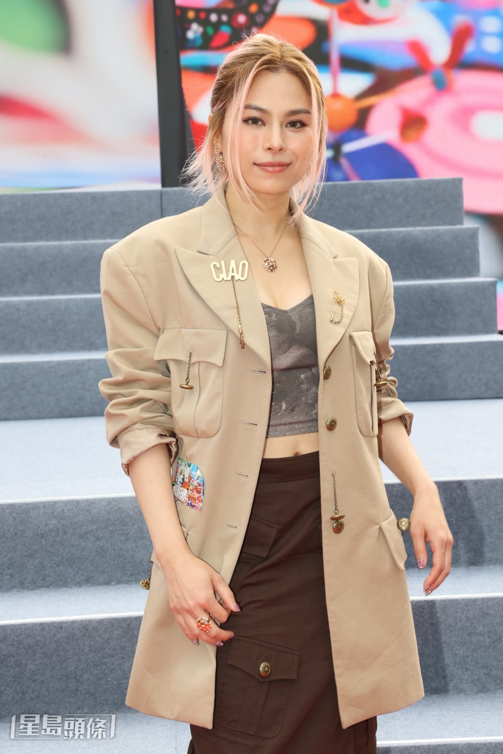 被指夺得“女歌手金奖”机会极大，Gin即笑言：“大家讲这些话，我钟意，哈哈！”