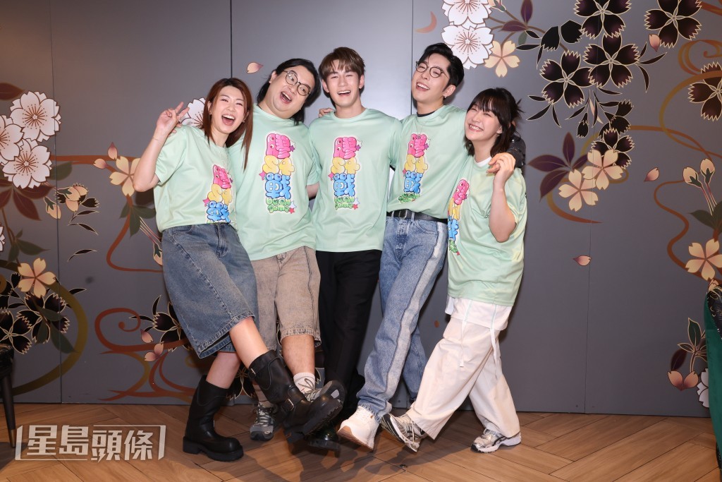 Jeffrey指若將來結婚,一定會請5膠做「兄弟姊妹」。 Jeffrey指若將來結婚,一定會請5膠做「兄弟姊妹」。