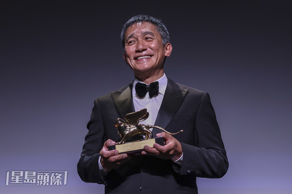 梁朝偉成為首位華人獲威尼斯終身成就獎，他領獎時不忘感恩TVB的栽培。(中時新聞網)