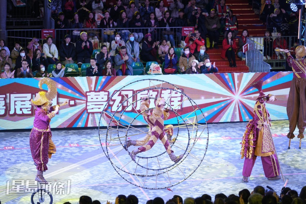 花車匯演。劉駿軒攝 花車匯演。劉駿軒攝