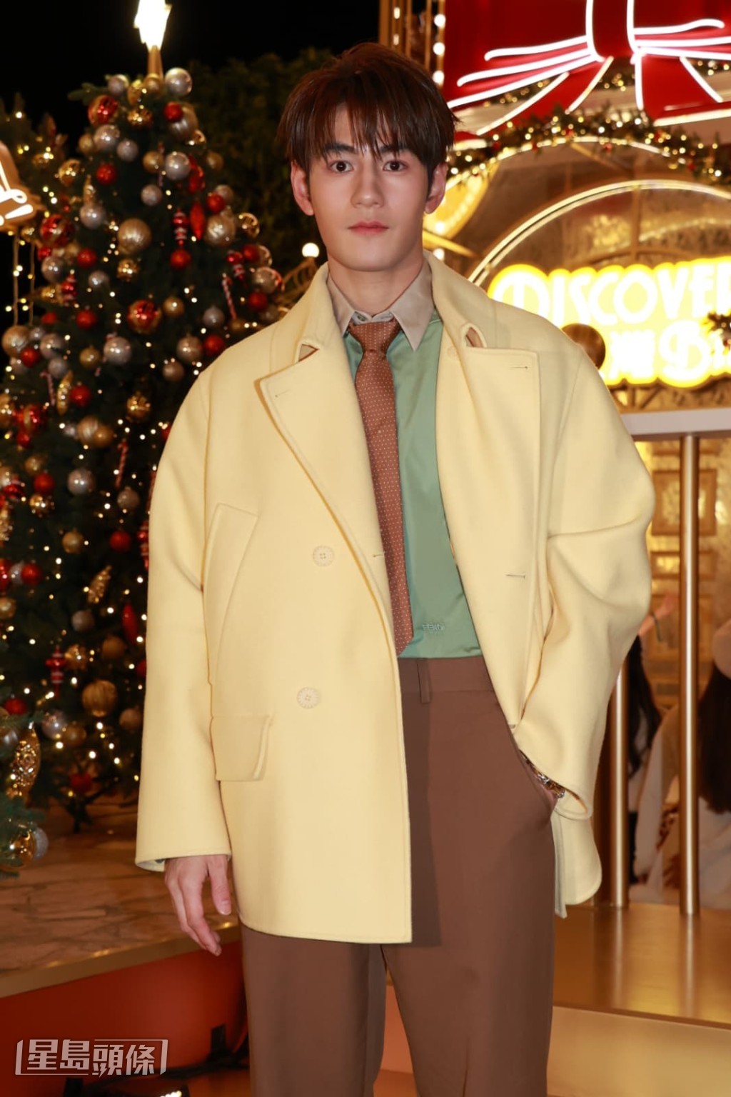 Jeffrey因主演的電影《殺手#4》將於12月4日上映，所以他將忙於謝票工作而未能去布拉格。