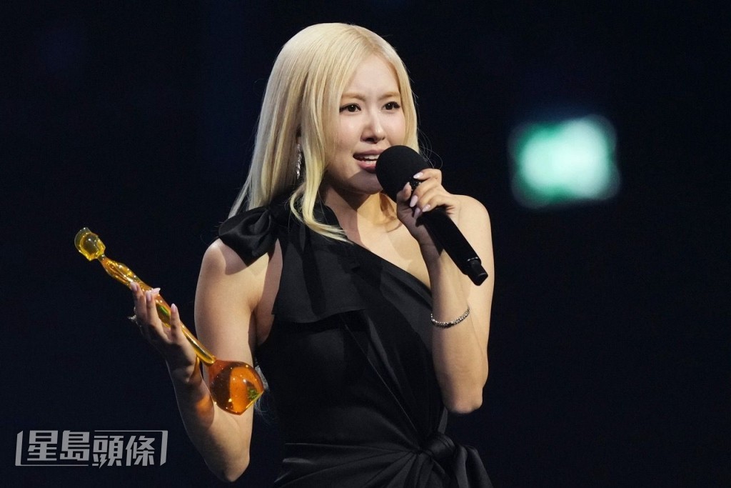 Rosé凭《APT.》夺得“年度国际歌曲”创历史。