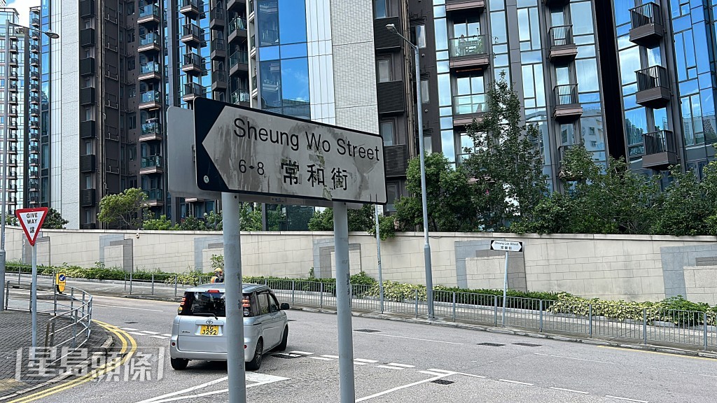 事主在常樂街及常和街交界時遭狗咬傷。林思明攝