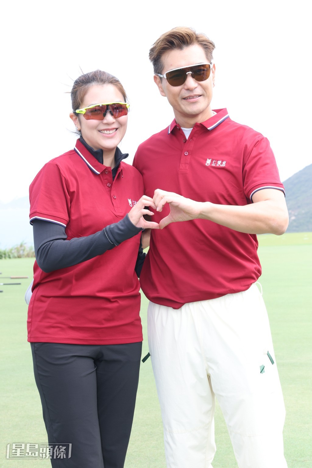 對於明日舉行「萬千星輝賀台慶」，陳展鵬笑指自己做TVBuddy。