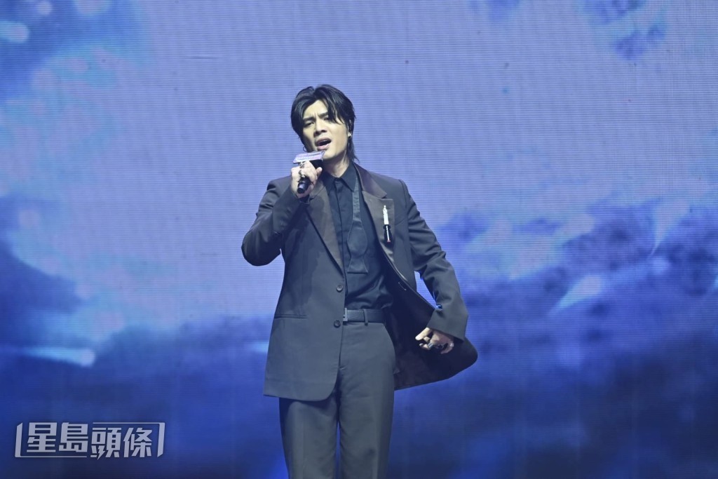 周殷廷 的《上场》得“劲爆国语力歌曲(金)”。