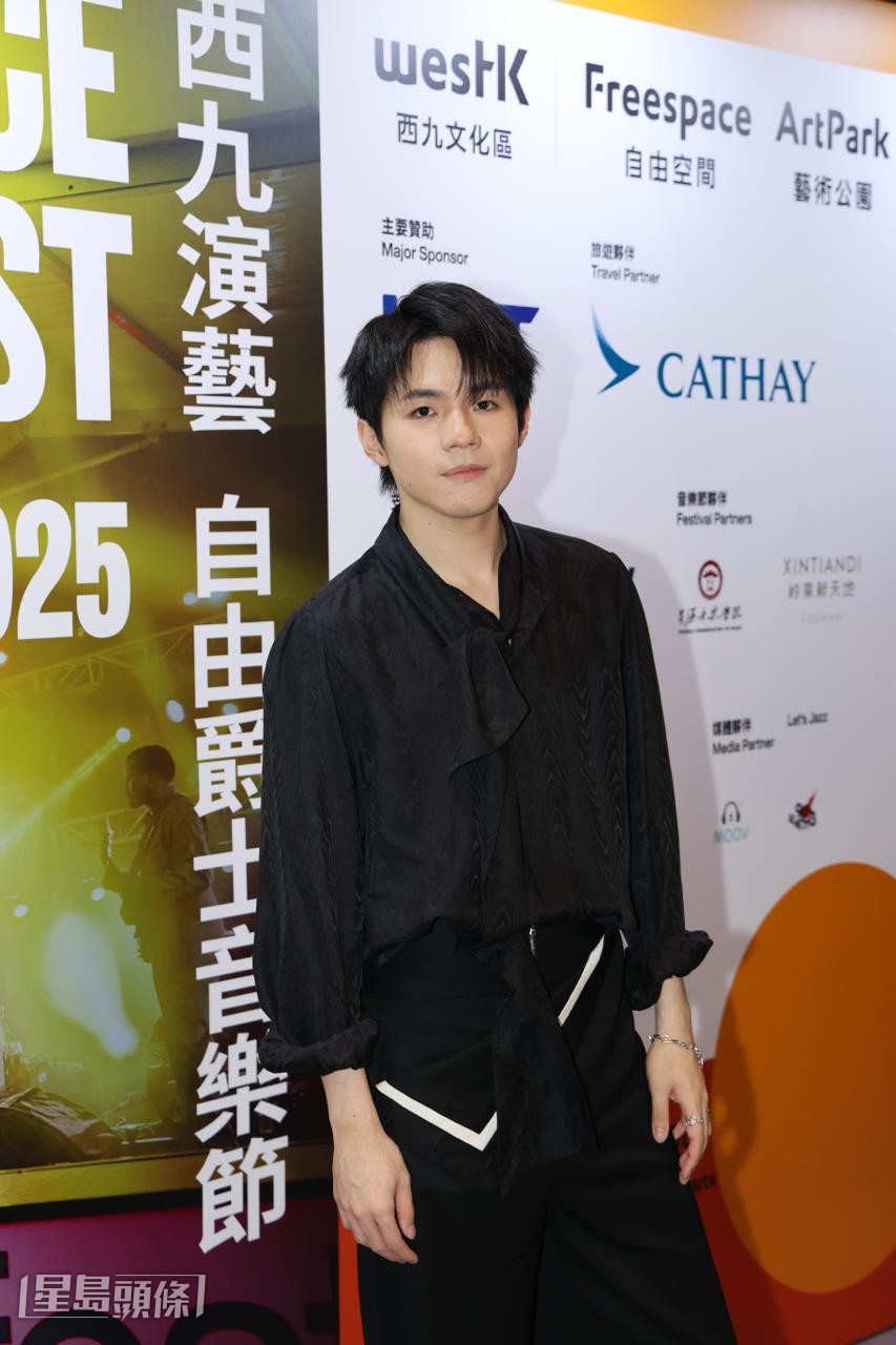 隊名「MIRROR」串錯為「MIRRIOR」，陳卓賢表示有留意。