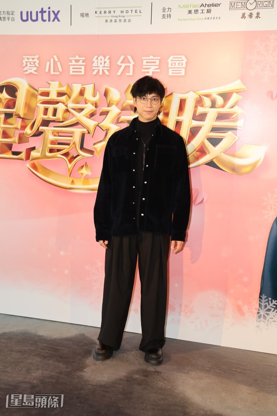 他更出動捆綁式策略幫拍檔王敏奕拉票。