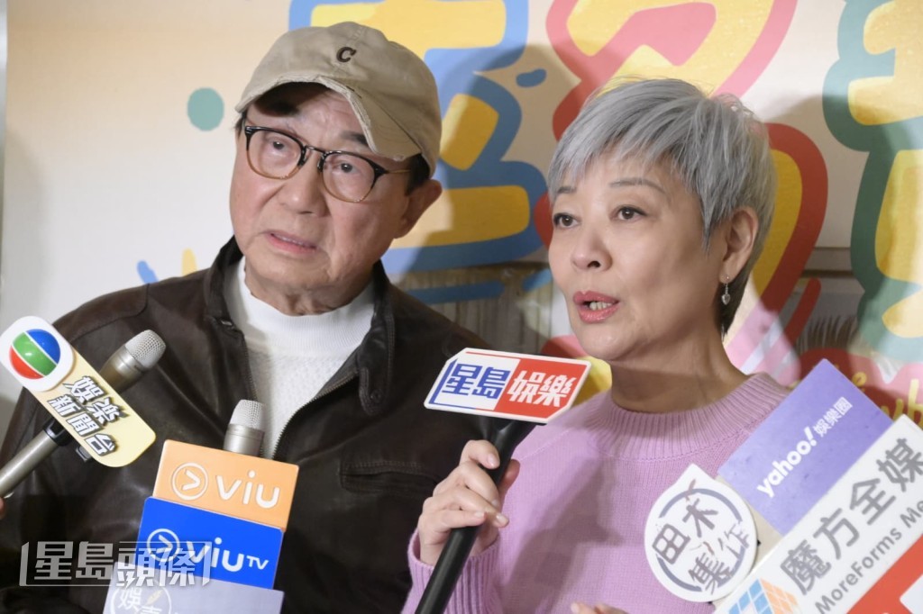 許冠文指金燕玲的演技好犀利,令他可以忘記自己正在演戲。 許冠文指金燕玲的演技好犀利,令他可以忘記自己正在演戲。