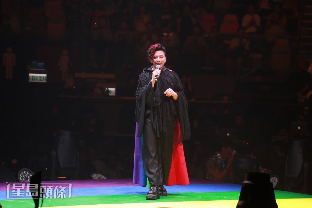 小肥在演唱會上重提2020年公開出櫃事件。 小肥在演唱會上重提2020年公開出櫃事件。