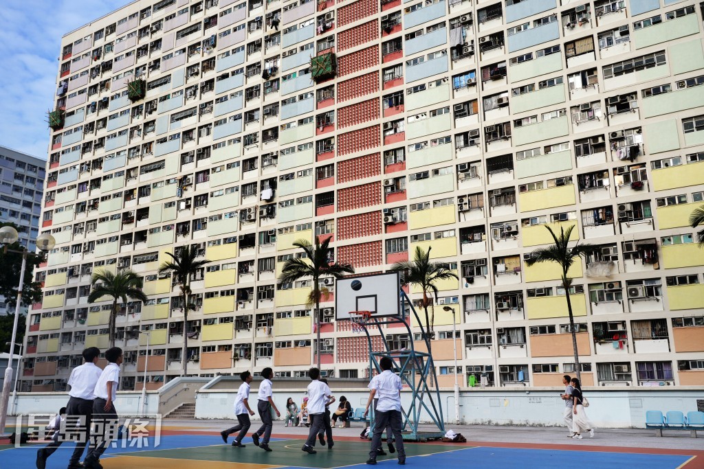 租戶須於5月31日或之前交回申報表。資料圖片
