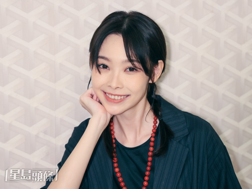 她今次在劇中扮演充滿神秘色彩的角色「情情」。