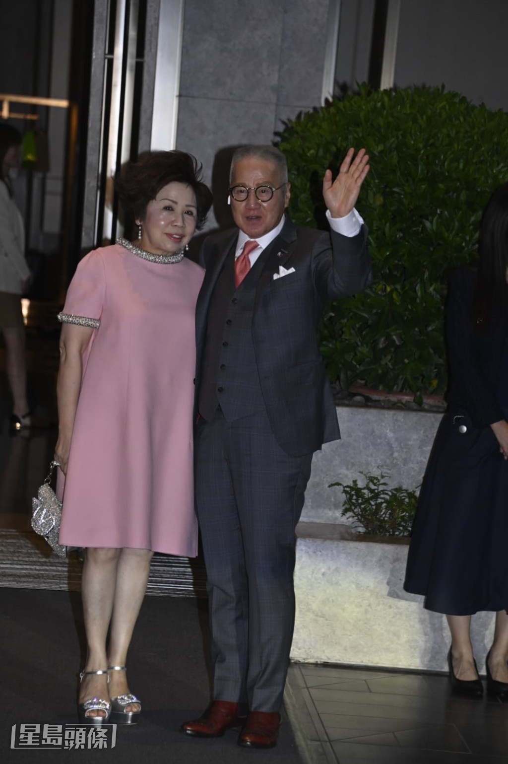 莎莎老闆郭少明、郭羅桂珍。 莎莎老闆郭少明、郭羅桂珍。