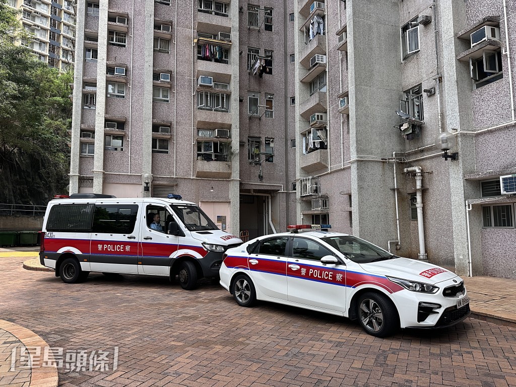 警方到場調查。梁國峰攝 警方到場調查。梁國峰攝