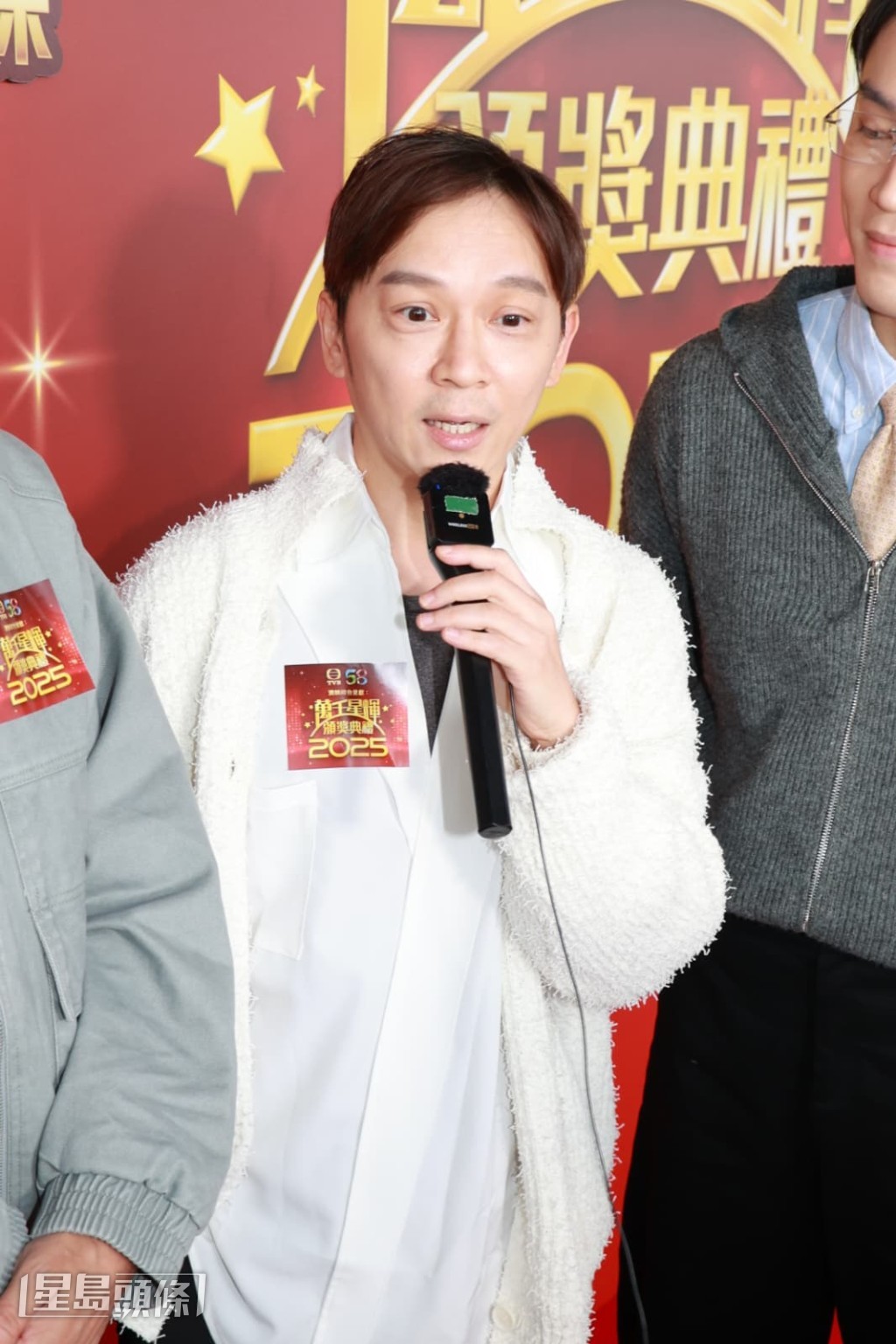 問到鄧智堅是否有壓力？他坦言沒有，因能進十強已經不簡單。