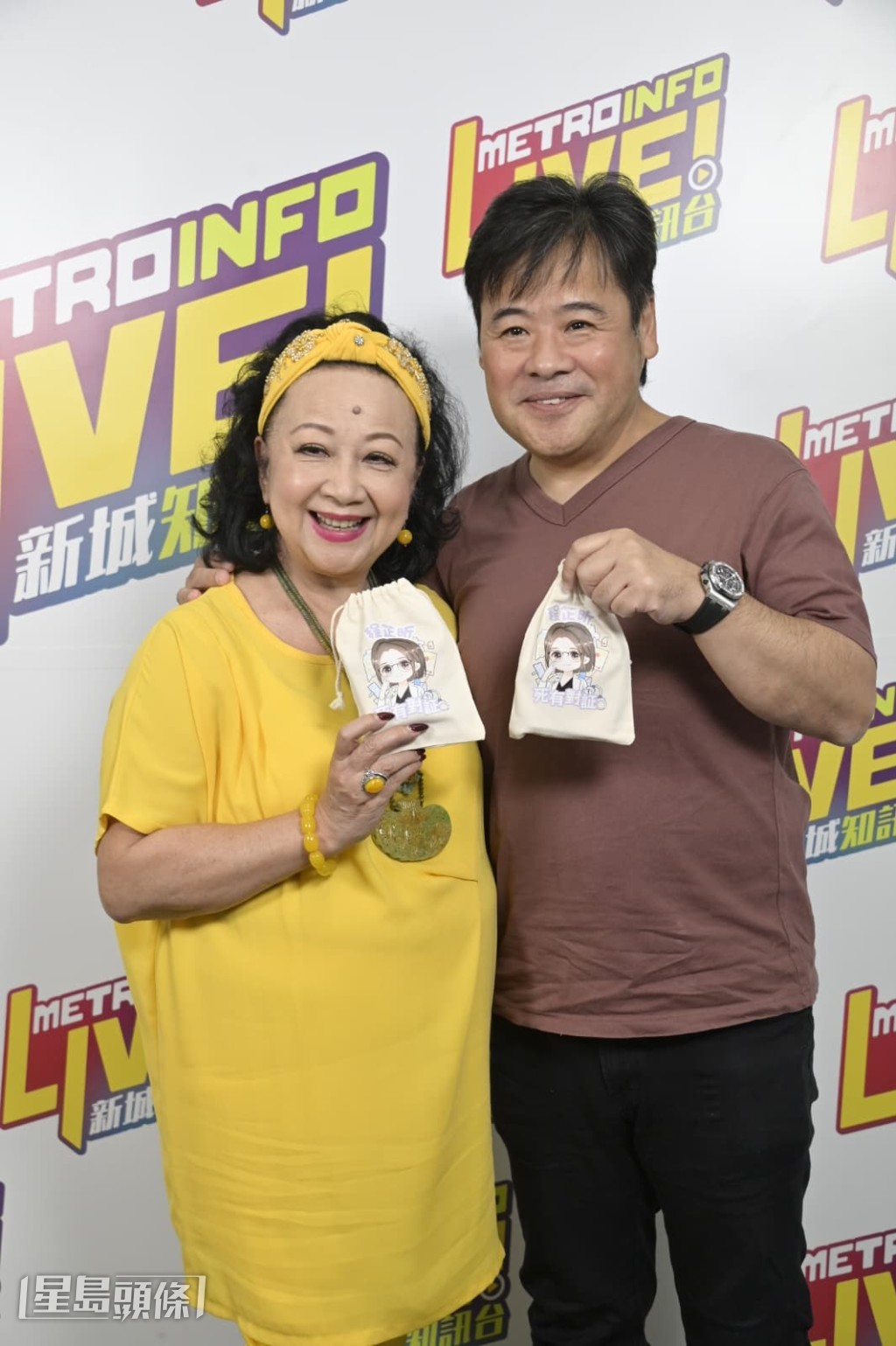 韋家雄表示自1995年與薛家燕拍完《真情》後就無再合作過,希望再有機會。 韋家雄表示自1995年與薛家燕拍完《真情》後就無再合作過,希望再有機會。