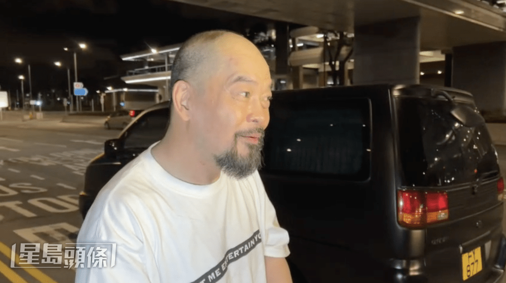 葛民輝接受記者訪問,講述車禍經過和感受。蔡楚輝攝 葛民輝接受記者訪問,講述車禍經過和感受。蔡楚輝攝