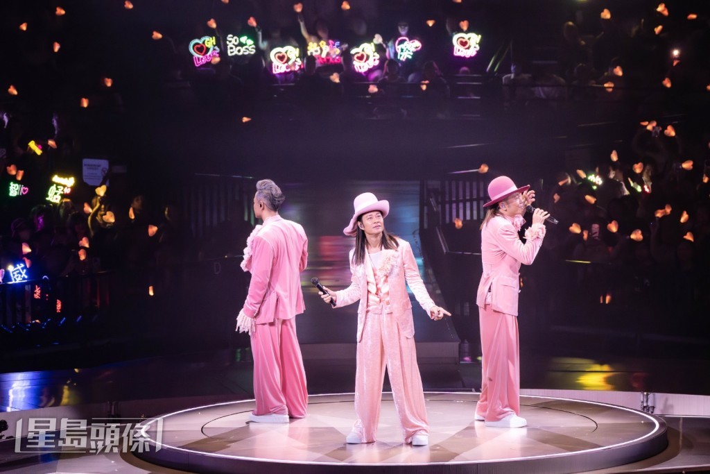 演唱會接近十二點結束。