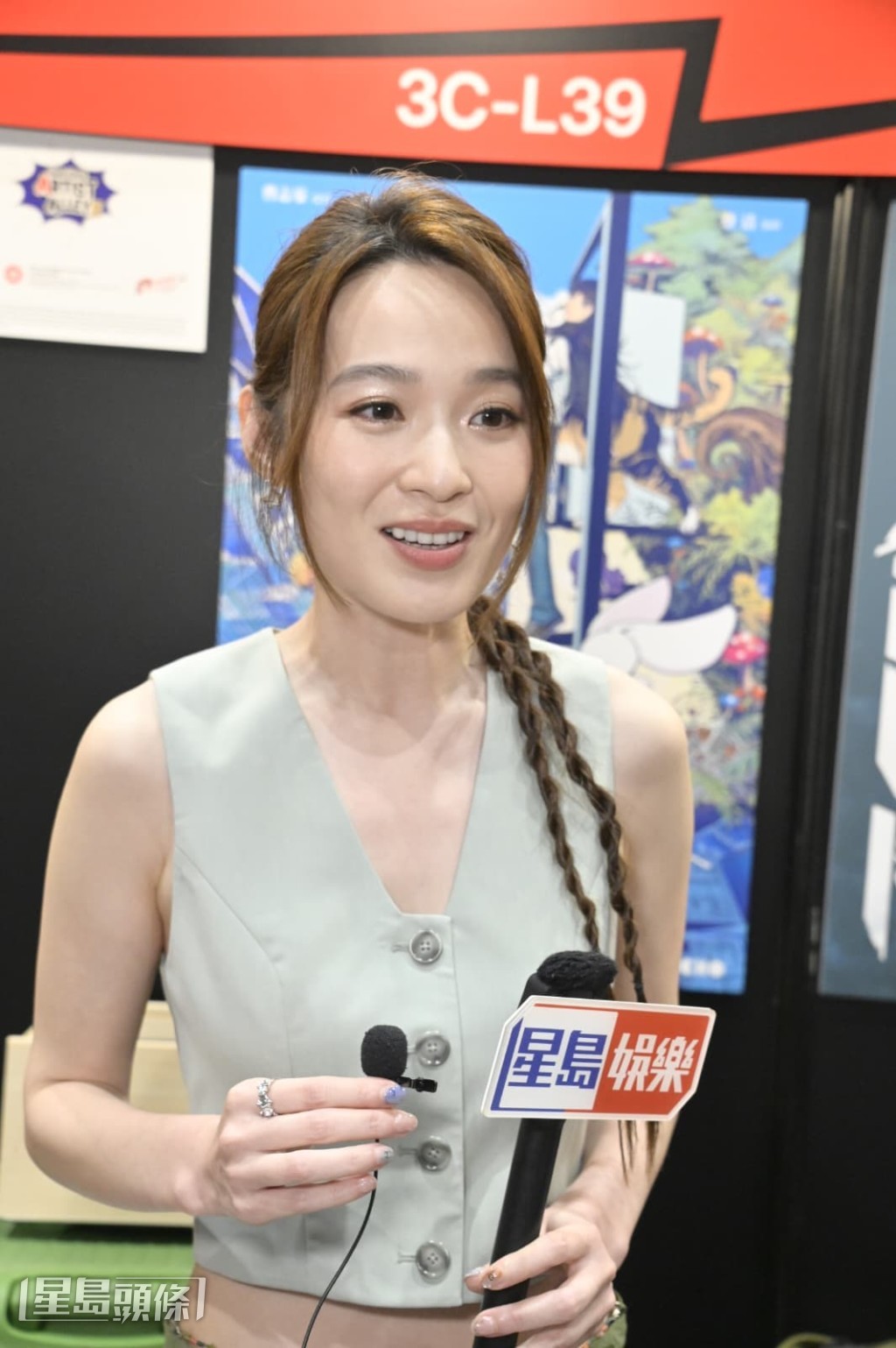 蔡潔趕工出新書攻7月書展。 