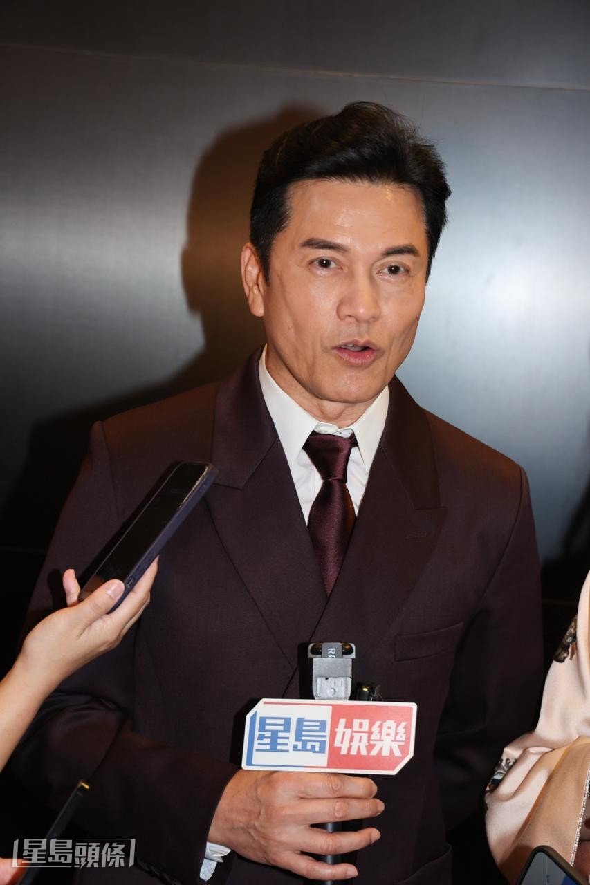今次與「宇宙最強」甄子丹合作。 今次與「宇宙最強」甄子丹合作。