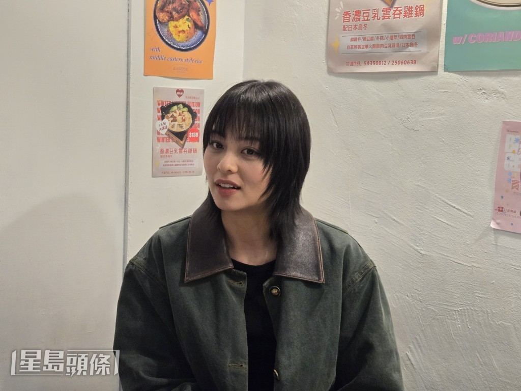 Amy今年目标是继续出歌和开个人骚。 Amy今年目标是继续出歌和开个人骚。