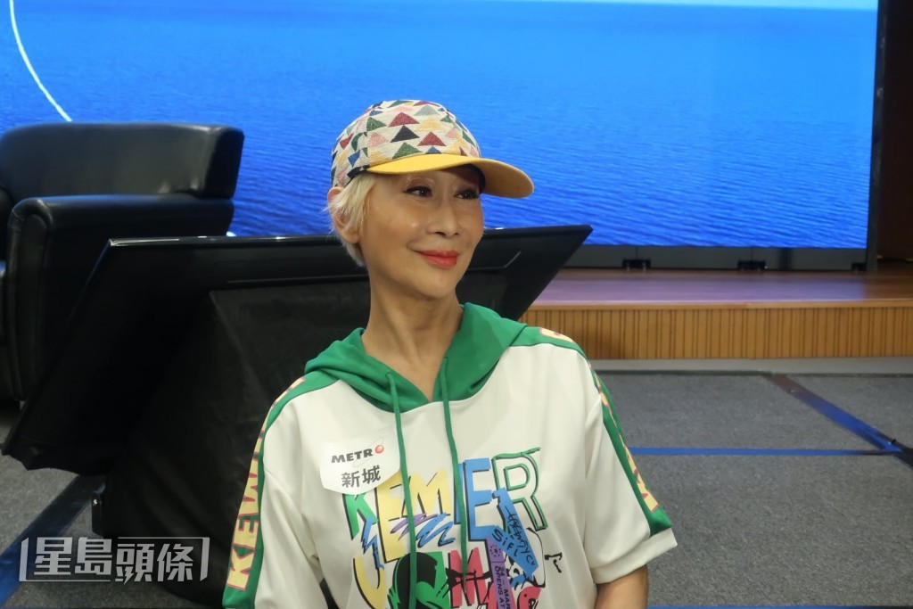 曼娜姐接受訪問時分享最近接到薛家燕兒子的邀請，參演網劇《外母嫁到》。