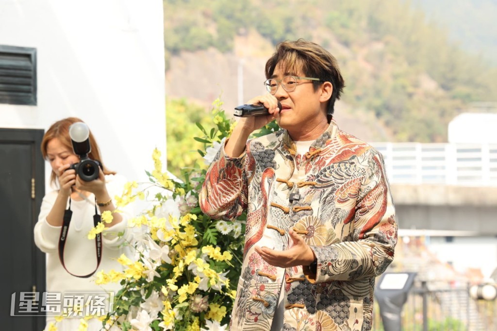 羅啓豪透露，年中將會有一個在自己事業上最大型的演出發生。