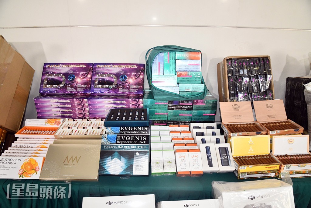 海關展示證物。徐裕民攝 海關展示證物。徐裕民攝