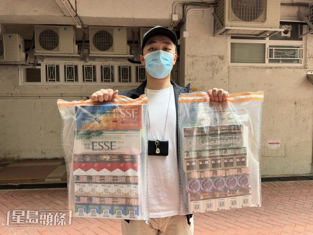 海關人員檢獲的私煙。梁國峰攝 海關人員檢獲的私煙。梁國峰攝