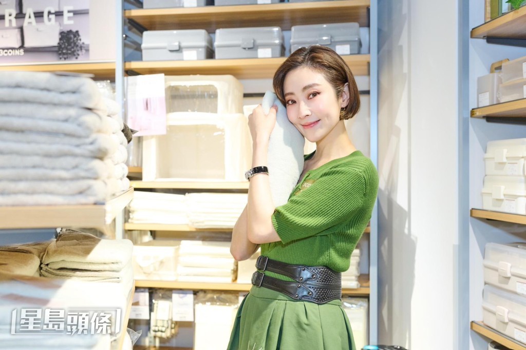 Shirley提到自己最愛就是毛絨絨的物品。 Shirley提到自己最愛就是毛絨絨的物品。