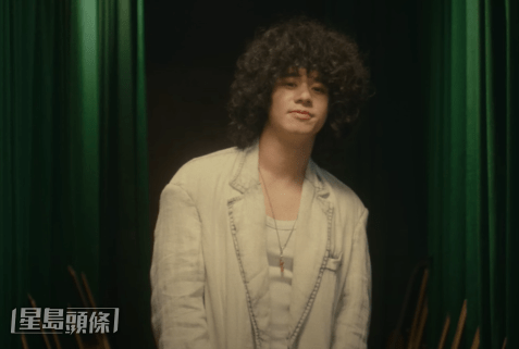 Mike又希望將來能夠跟台灣歌手持修合作。 Mike又希望將來能夠跟台灣歌手持修合作。