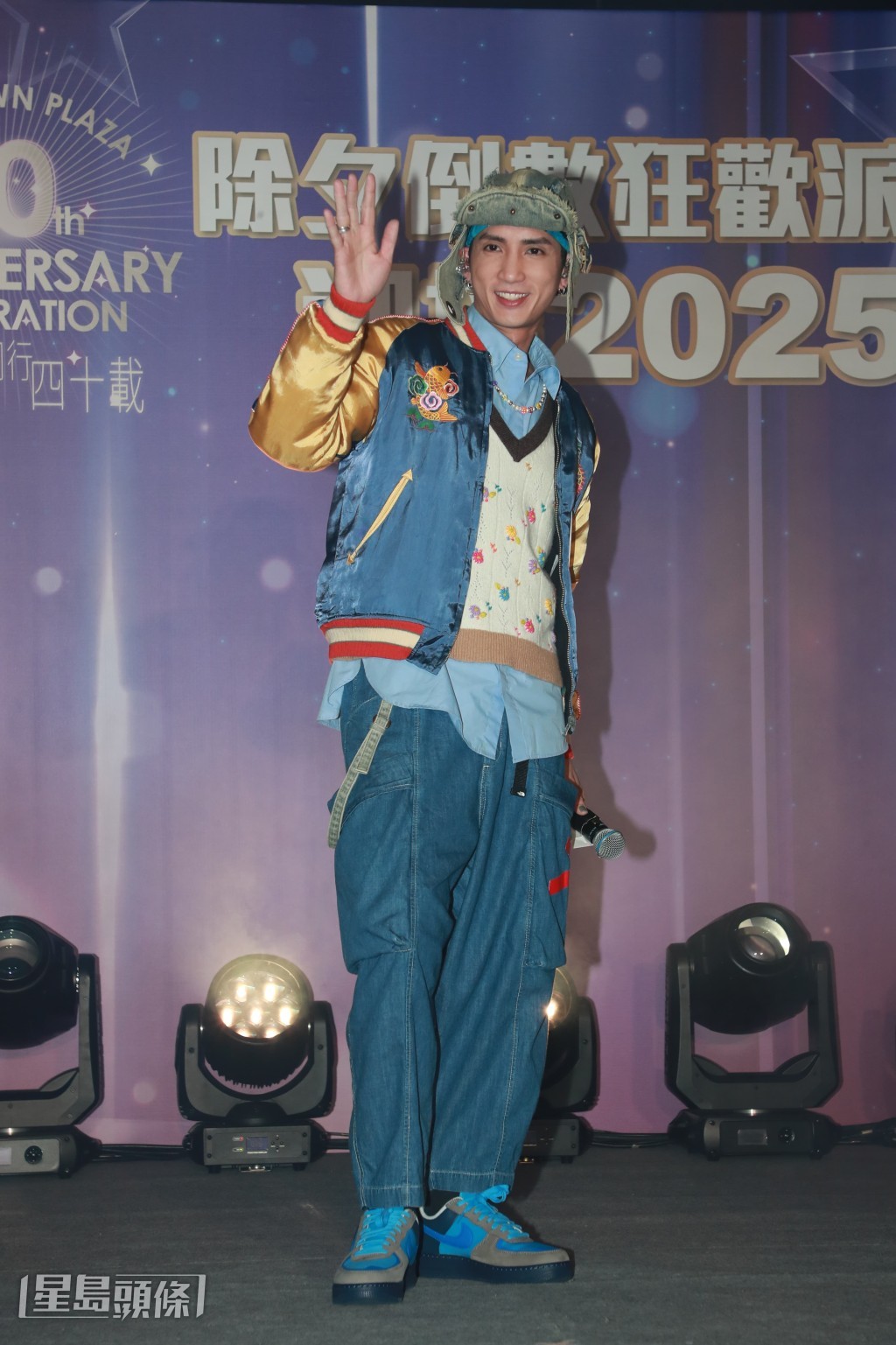 阿Mo近日于圣诞节前坐轮椅外出，Lokman表示见到对方身体状况越来越好，戥他开心。
