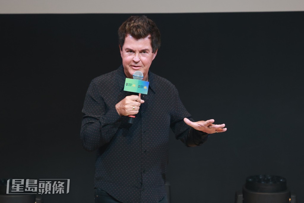 XIX 創辦人 Simon Fuller 先生。 XIX 創辦人 Simon Fuller 先生。