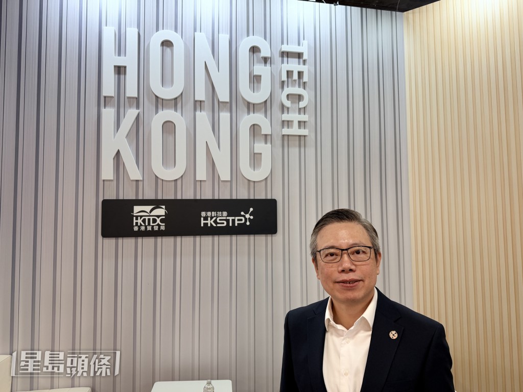 黃秉修希望未來帶更多企業來參展，以說明香港是國際間很重要的技術中心。（郭詠欣攝）