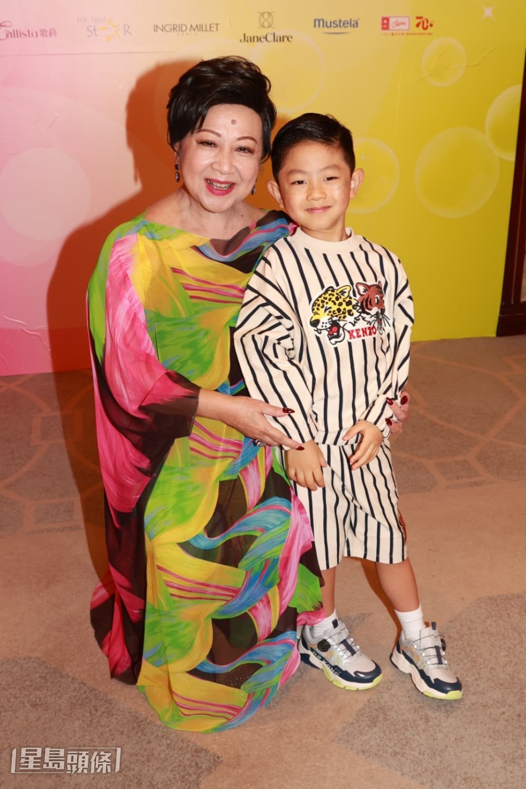 家燕姐的孫兒石汶栩（Julian）約5歲。