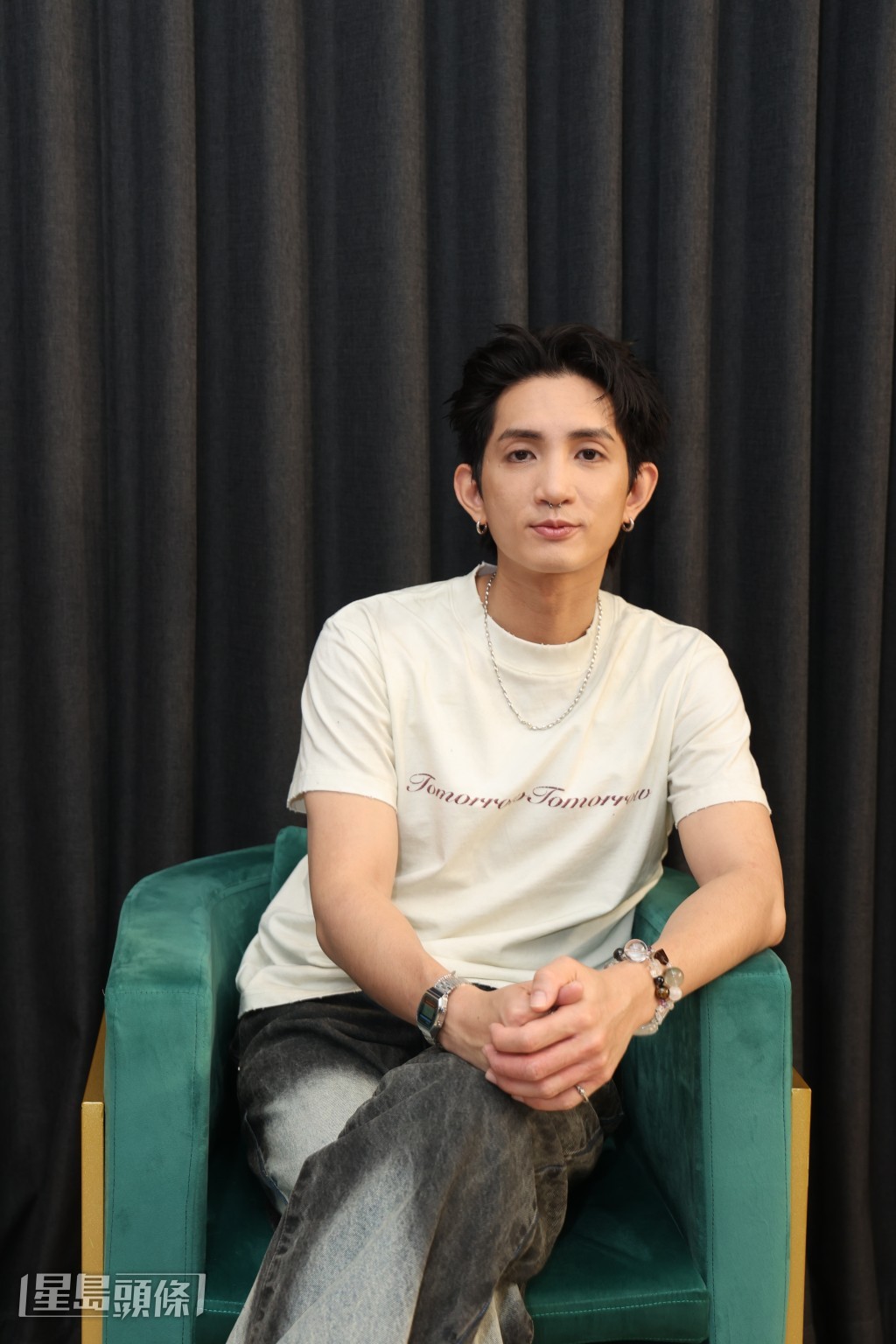 提到那時候Lokman也要應付自己的工作之餘也有MIRROR演唱會，他指工作方面應該是演唱會和《關於那隻龜回魂的故事》電影版最主要。