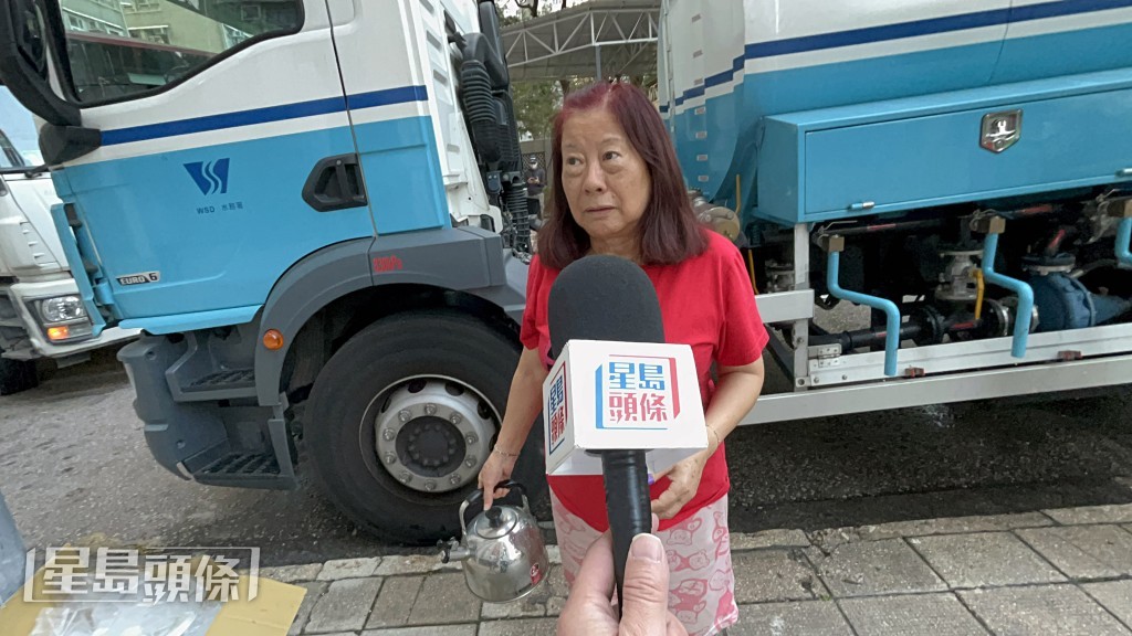王太指沒水煲湯感無奈。曾志恆攝
