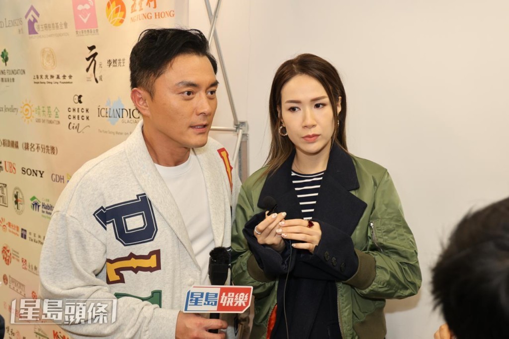 問到兩人的婚期？楊明即擺出OK手勢，表示第一時間會通知大家。