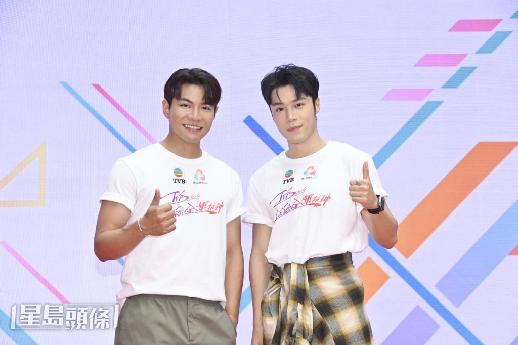 丁子朗慨嘆內地機會多的同時也很大競爭。羅天宇也很認同。 丁子朗慨嘆內地機會多的同時也很大競爭。羅天宇也很認同。