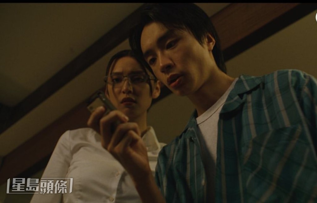 張毓軒2023年領銜主演ViuTV電視劇《那年盛夏我們綻放如花》始受關注。 張毓軒2023年領銜主演ViuTV電視劇《那年盛夏我們綻放如花》始受關注。