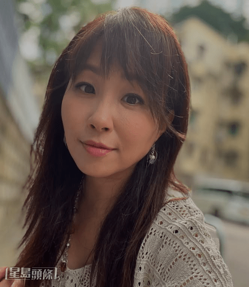蝦頭坦言以前唔識欣賞自己,總是覺得自己做得唔夠好。 蝦頭坦言以前唔識欣賞自己,總是覺得自己做得唔夠好。