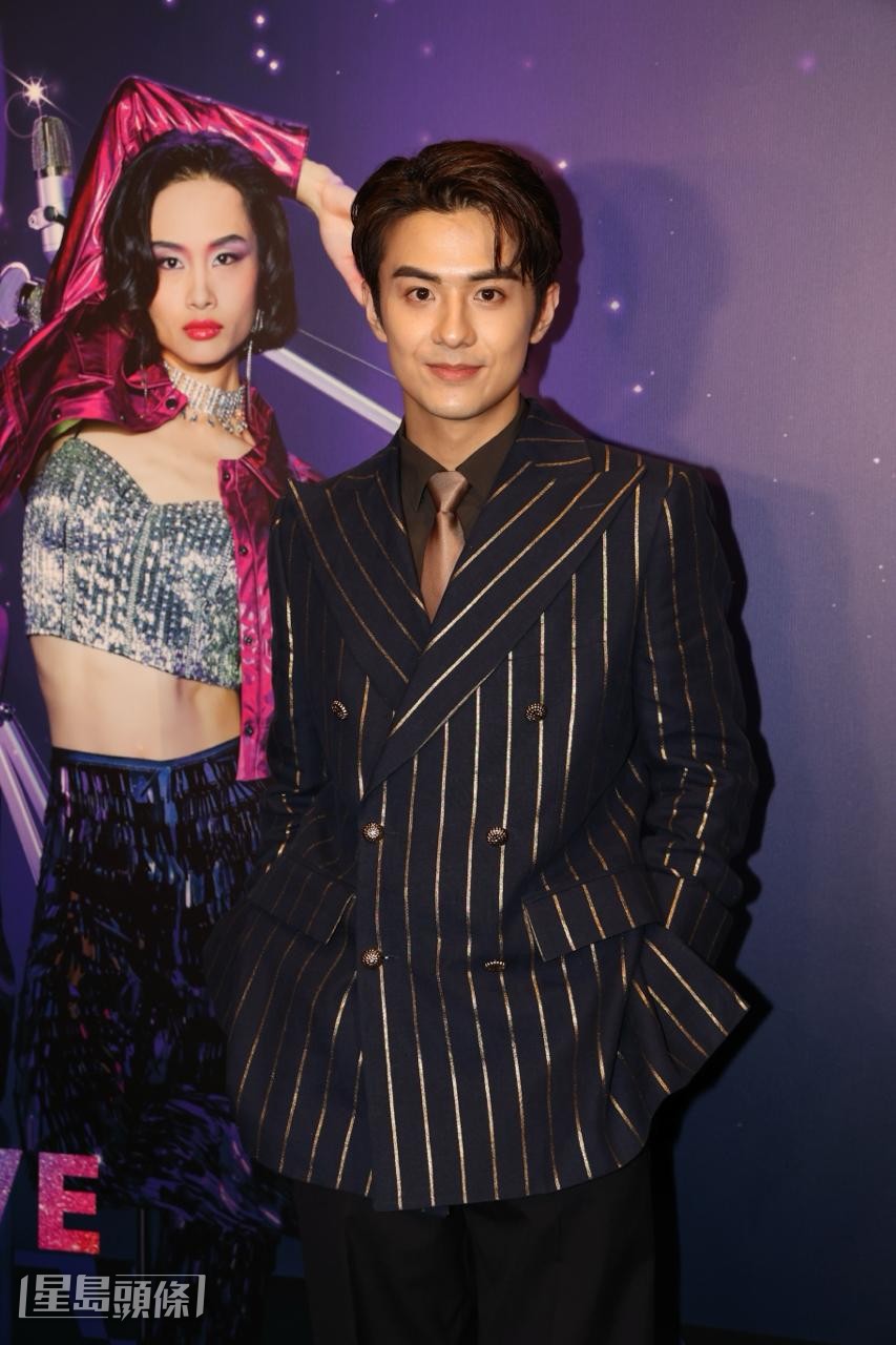 Oscar早前在TVB劇集《臥底嬌娃》演出,指其天然呆表情被網民封「馬國明2.0」。 Oscar早前在TVB劇集《臥底嬌娃》演出,指其天然呆表情被網民封「馬國明2.0」。