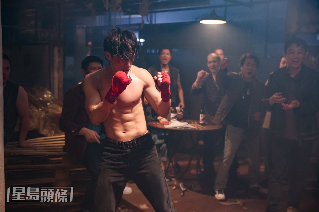 Stanley要保持一身肌肉及「密碼鎖」級數的8塊腹肌，絕不容易。