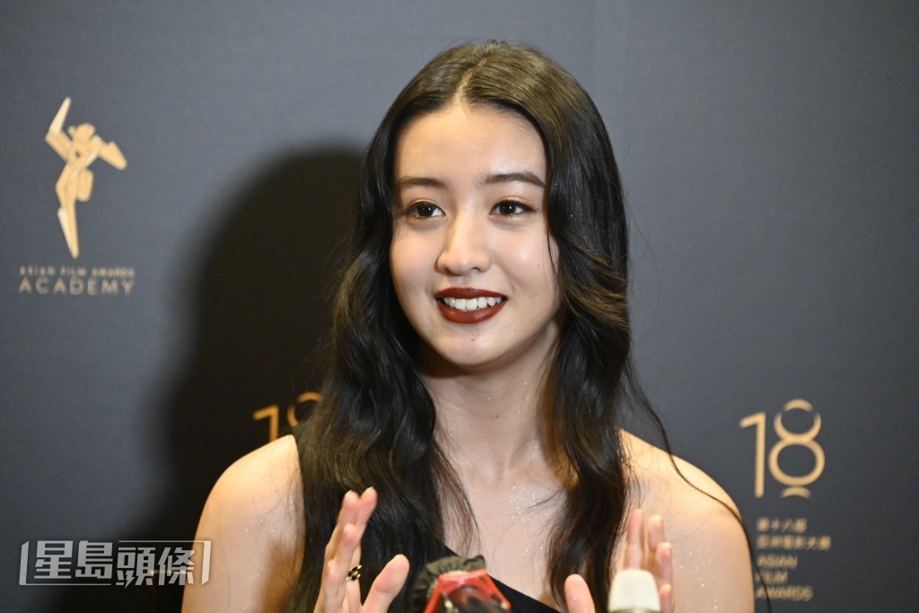 《女神降臨》快將上映,《女》之前已拍成韓劇,光希說不怕被比較。 《女神降臨》快將上映,《女》之前已拍成韓劇,光希說不怕被比較。